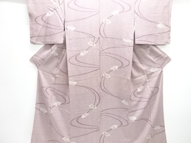 地紙に草花模様小紋着物